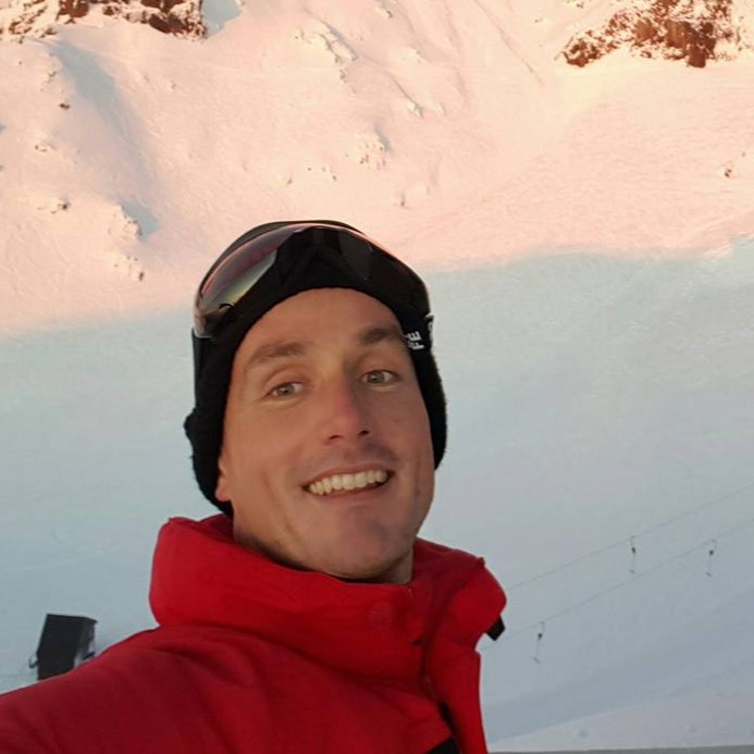 A friendly headshot of Tamron, the service operator.